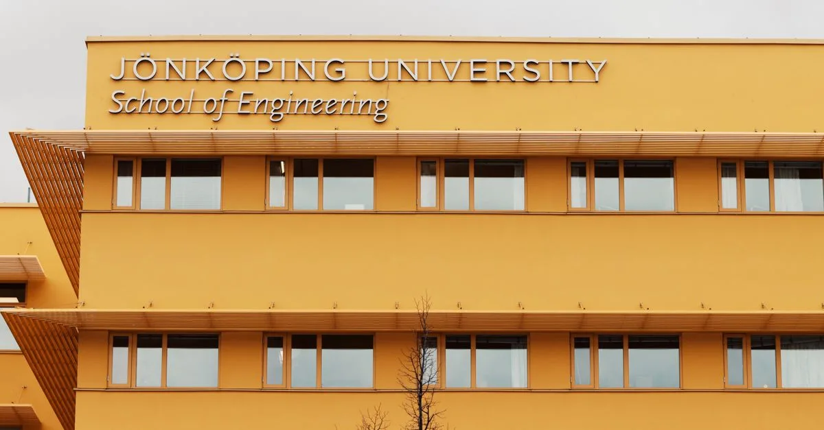 Front view of Jönköping University School of Engineering exterior in Sweden.