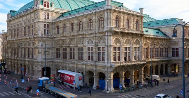 A captivating view of the Vienna State Opera House, an architectural landmark in Austria.